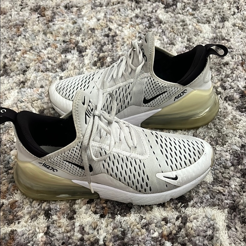Nike Air Max 270 Light Gray and Black Sneakers